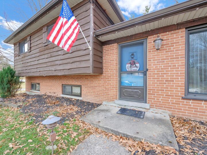 Property Photo:  1523 Covered Bridge Road  OH 45231 