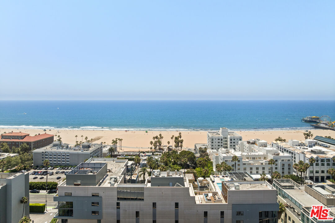Property Photo:  1755 Ocean Ave  CA 90401 
