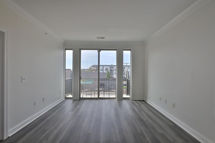 Property Photo:  925 Ingleside Avenue  OH 43215 