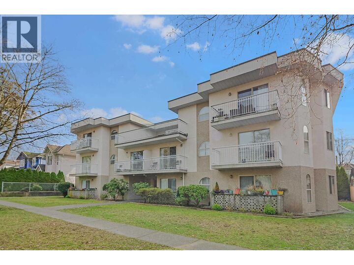 Property Photo:  458 East 44th Avenue 303  BC V5W 1W3 