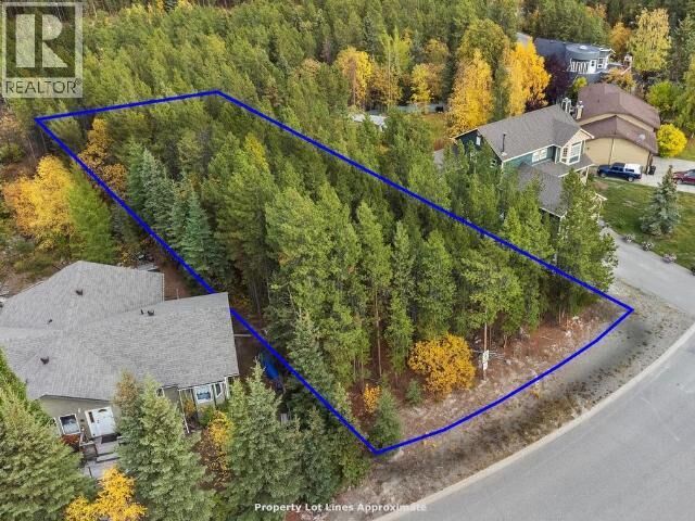 Property Photo:  520 Grove Street  YT Y1A 5X9 