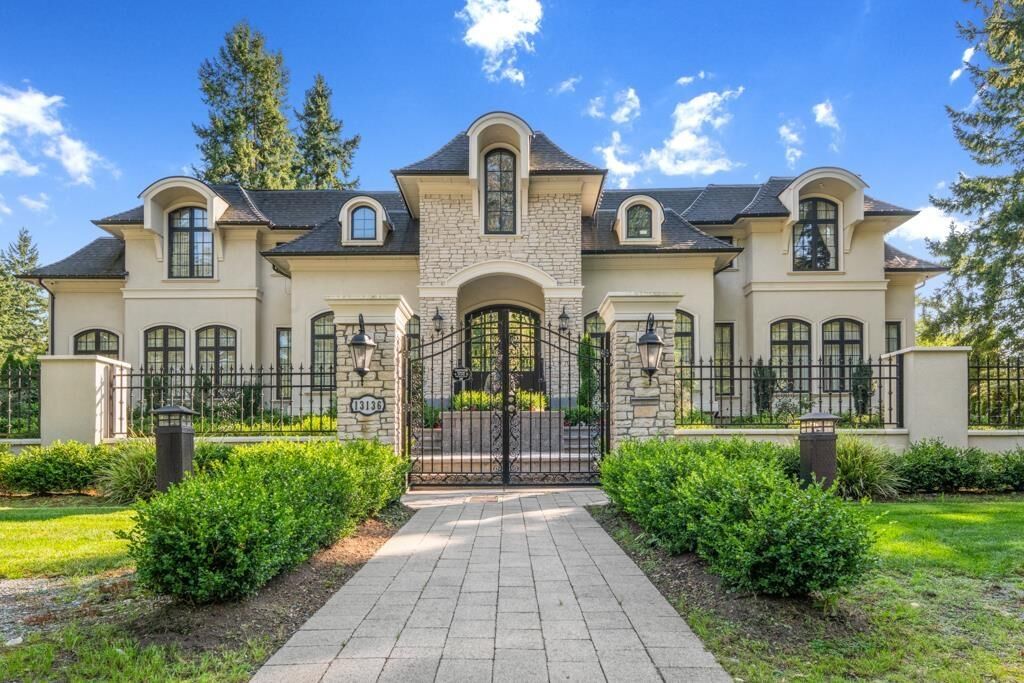 Property Photo:  13136 24 Avenue  BC V4A 2G1 