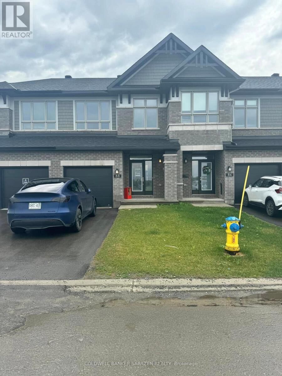 Property Photo: 88 Ploughshare Road ON K2S 2T6