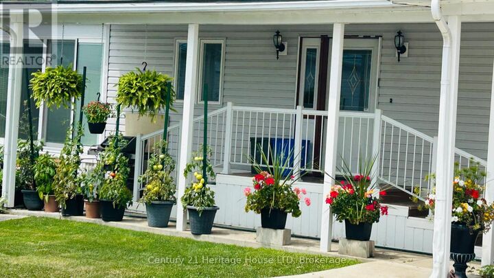 Photo de la propriété:  3033 Townline Road 59  ON L0S 1S1 