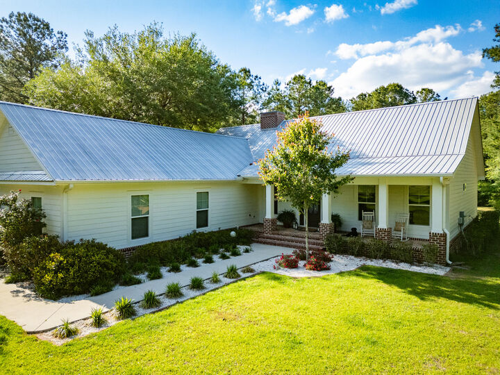 Property Photo:  4351 Poverty Creek Road  FL 32539 