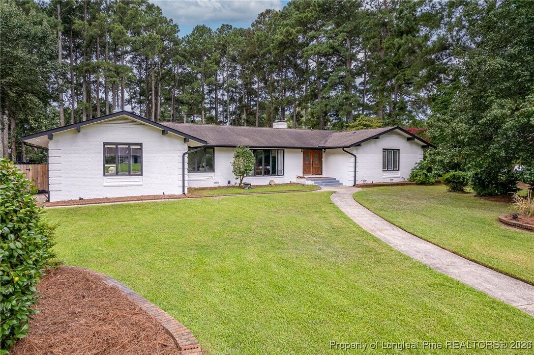 Property Photo:  2905 Hybart Street  NC 28303 