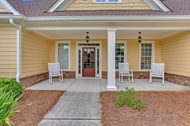 Property Photo:  1006 Silver Thorne Drive  GA 30052 