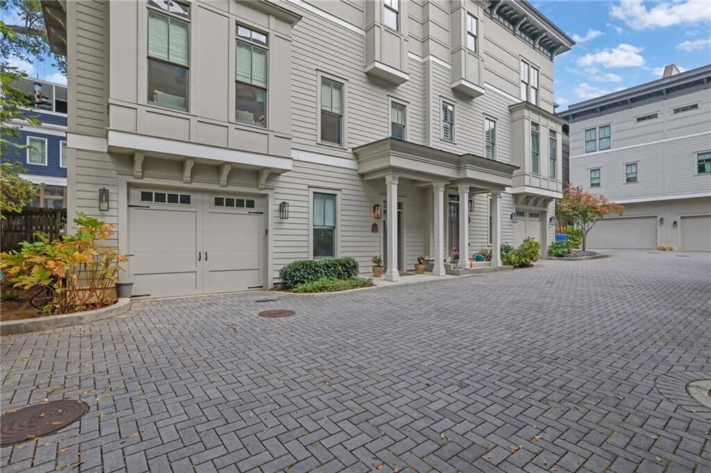 Property Photo: 151 Flat Shoals Avenue SE A GA 30316