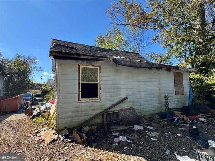 Property Photo:  19 White Place SW  GA 30310 