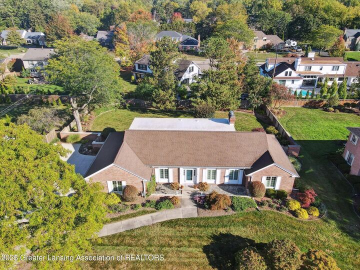 Property Photo: 943 Applegate Lane MI 48823