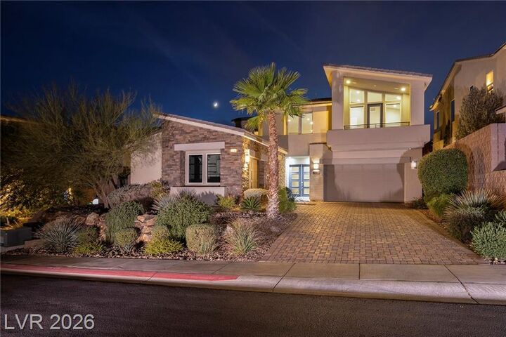 Property Photo:  19 Hilltop Crest Street  NV 89011 
