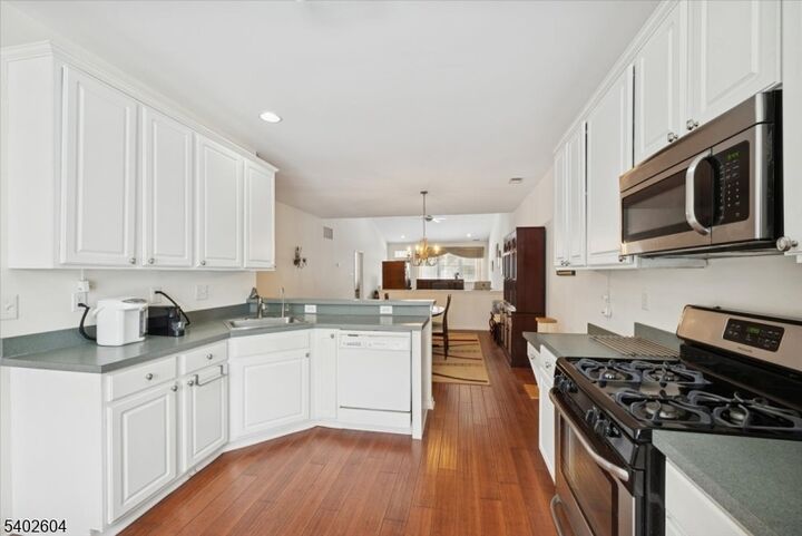 Property Photo:  17 Ebersohl Cir  NJ 08889 
