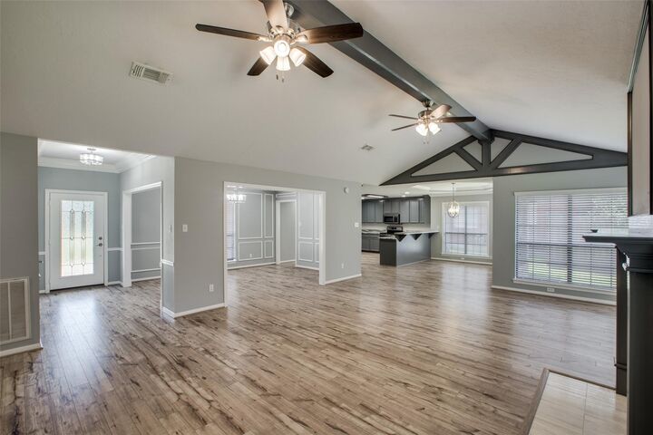 Property Photo:  5106 Greenwater Drive  TX 77318 