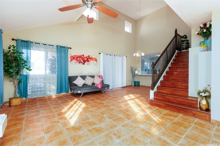 Property Photo:  94-212 Huewai Place 61  HI 96797 