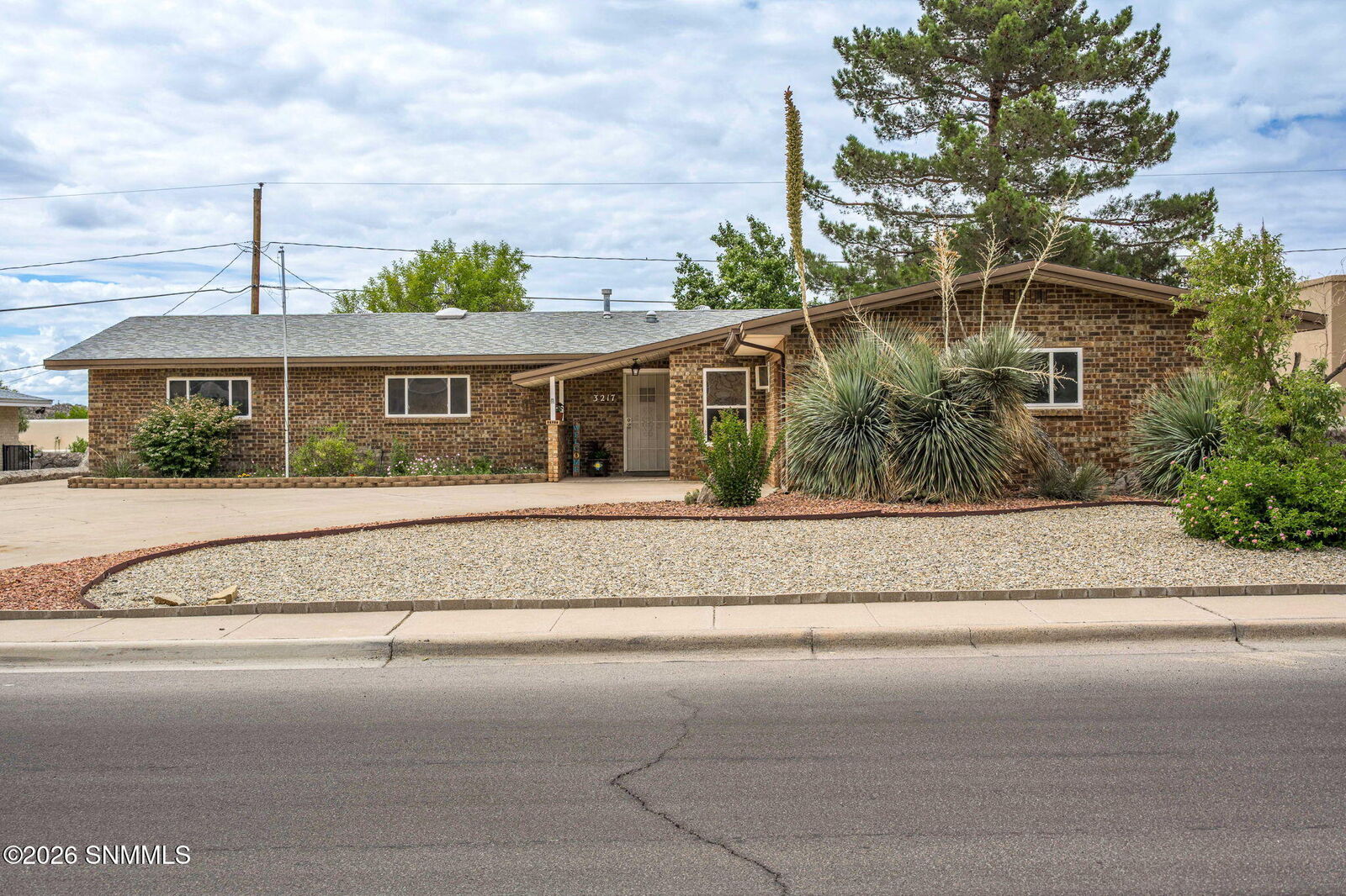 Property Photo:  3217 Fairway Drive  NM 88011 
