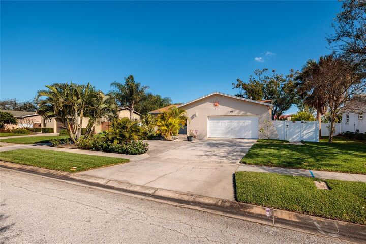 Property Photo: 6001 19th Street NE FL 33703