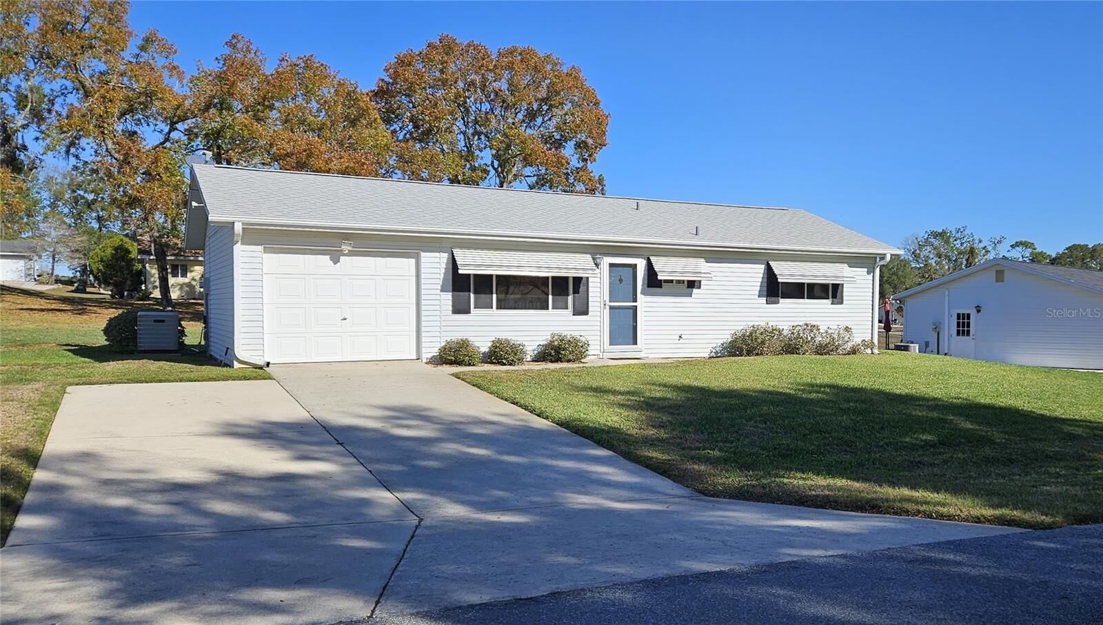 Property Photo:  8329 SW 106th Street  FL 34481 