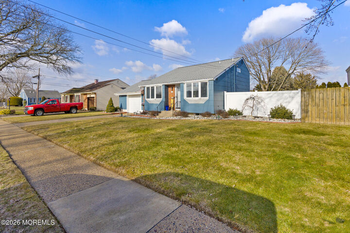 Property Photo:  10 Intervale Road  NJ 08620 