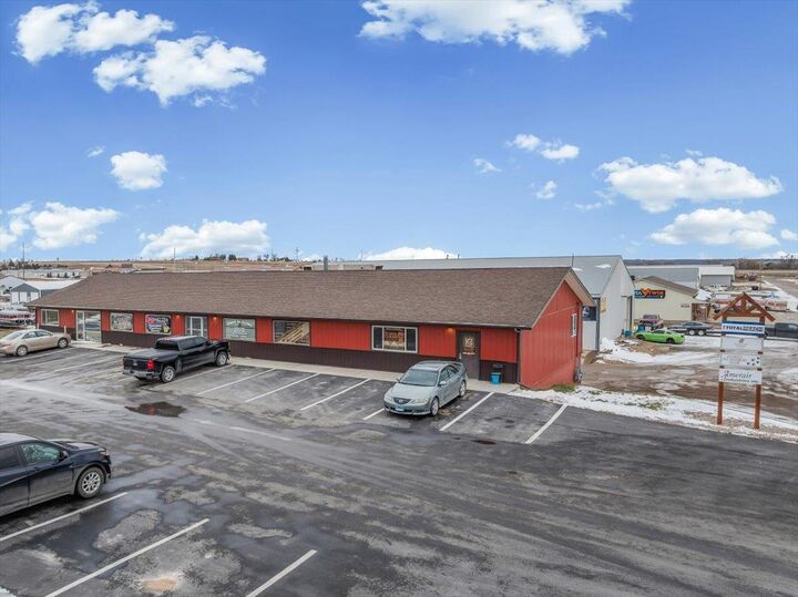 Property Photo:  3103 E Fairgrounds Loop  SD 57783 