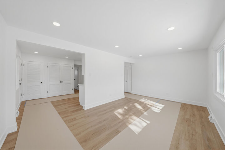 Property Photo:  5220 State Road  IL 60459 