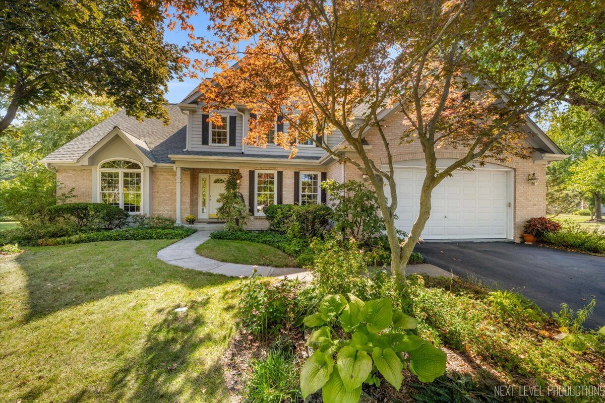 Property Photo: 3212 Austin Court IL 60564