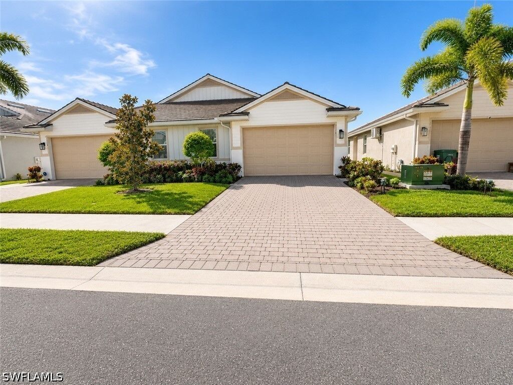 Property Photo:  1170 Tranquil Brook Drive  FL 34114 