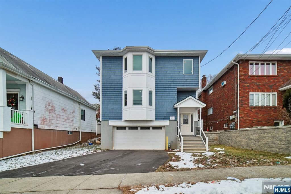 Property Photo:  255 Westminster Place  NJ 07644 