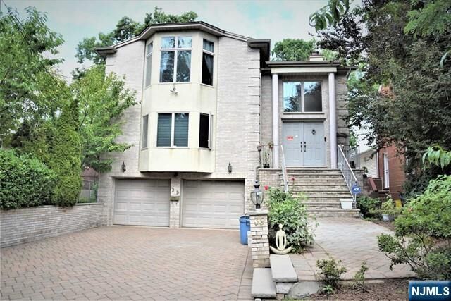 Property Photo:  39 Irving Avenue  NJ 07632 