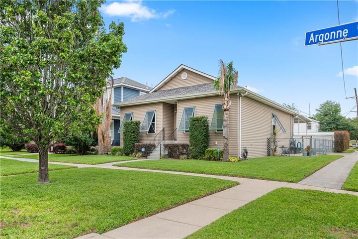 Property Photo:  5805 Argonne Boulevard  LA 70124 