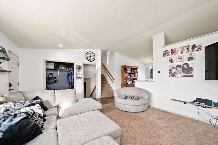 Property Photo:  509 Lindsey Lane  MN 56011 