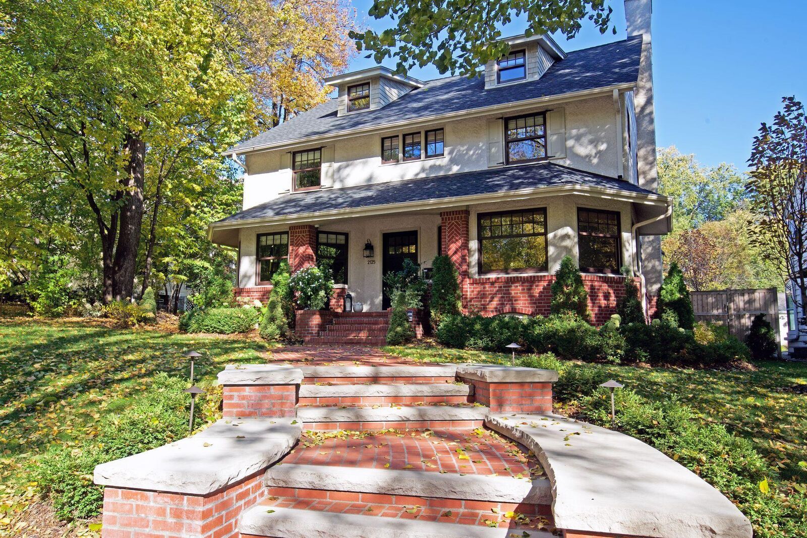 Property Photo: 2125 Kenwood Parkway MN 55405