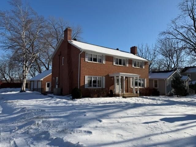 Property Photo: 528 Lexington Parkway S MN 55116