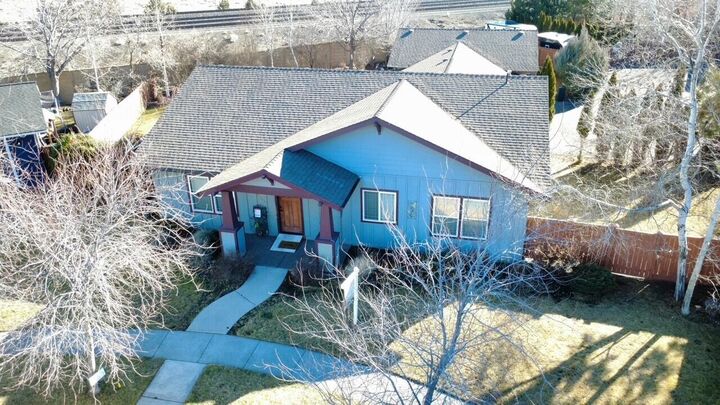 Property Photo:  61260 Sunflower Lane  OR 97702 