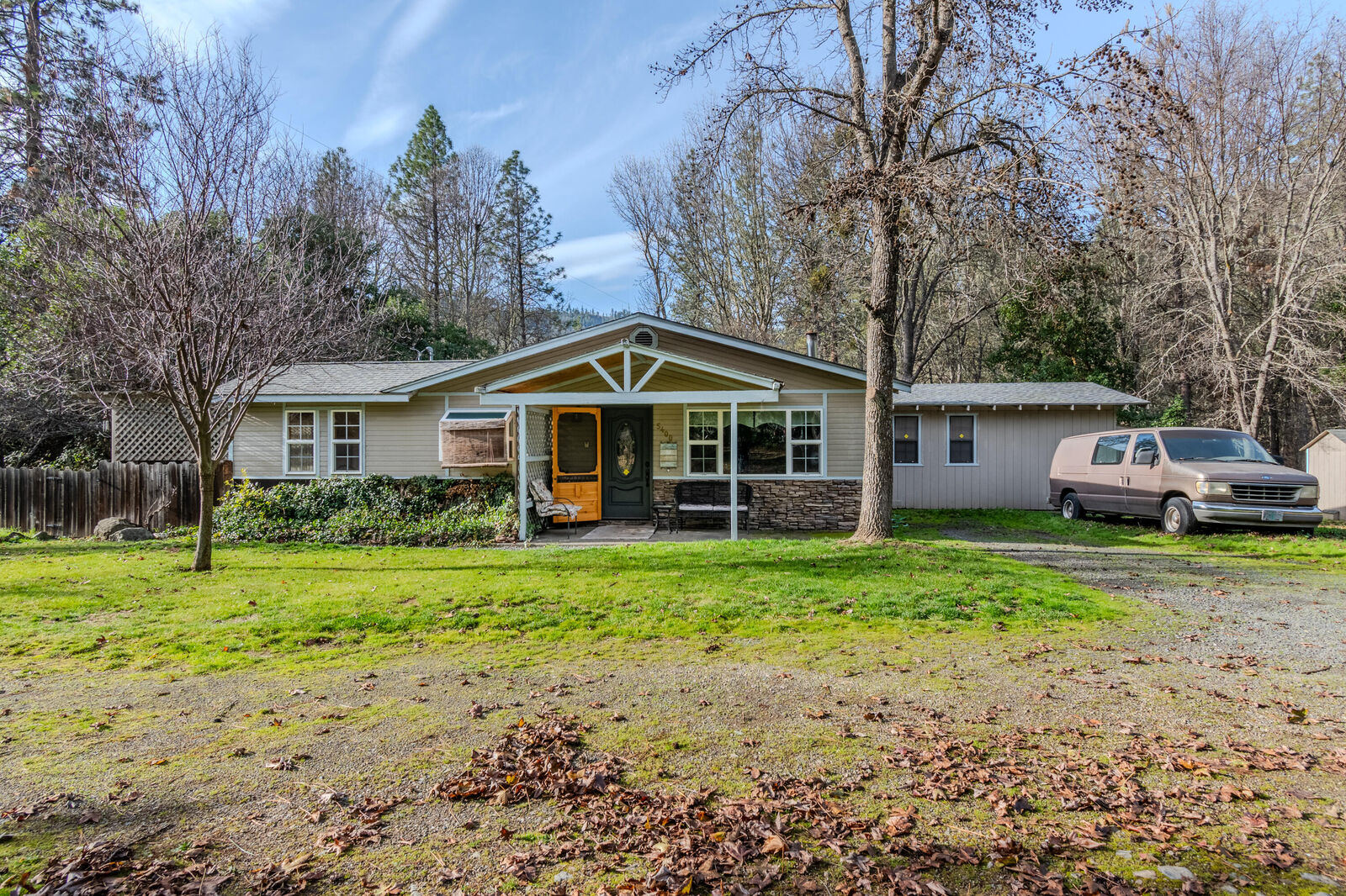 Property Photo:  5400 Or-238  OR 97530 