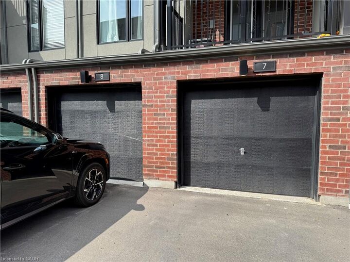 Property Photo:  99 Roger Street 8  ON N2R 1L5 