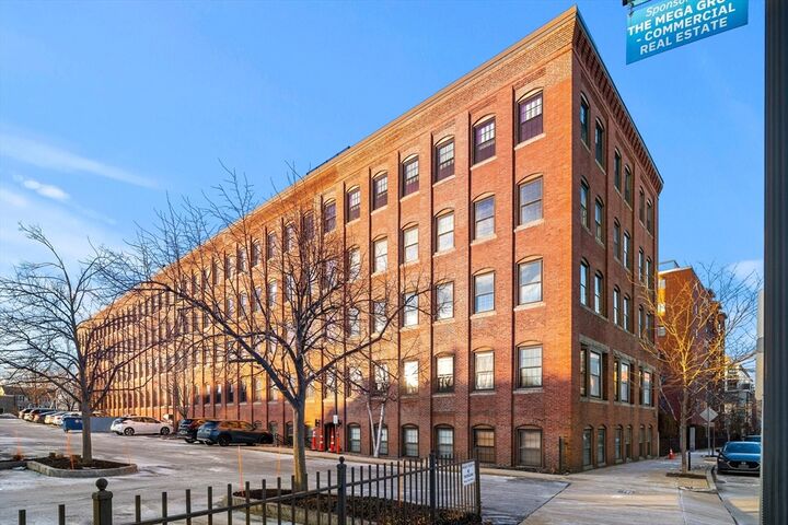 Property Photo:  50 Rantoul 505  MA 01915 