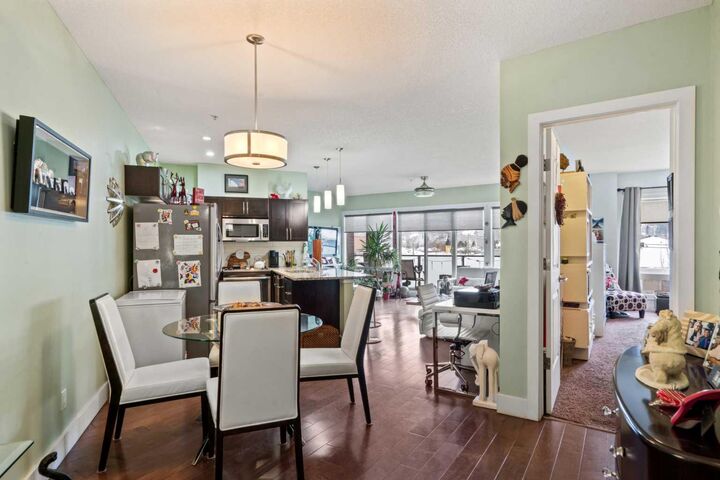 Property Photo:  1899 45 Street NW 313  AB T3B 4S3 
