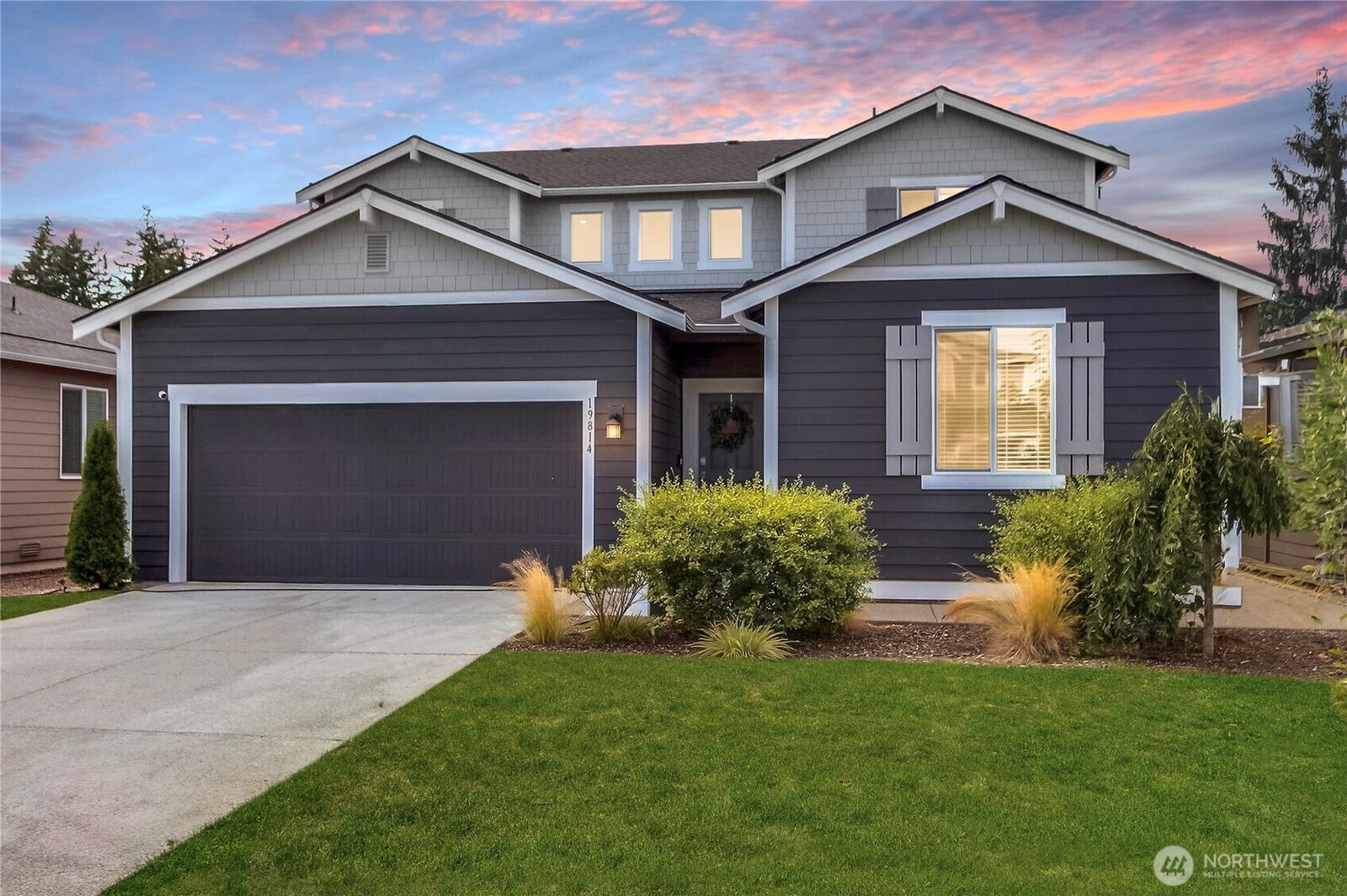 Property Photo: 19814 135th Avenue E WA 98338