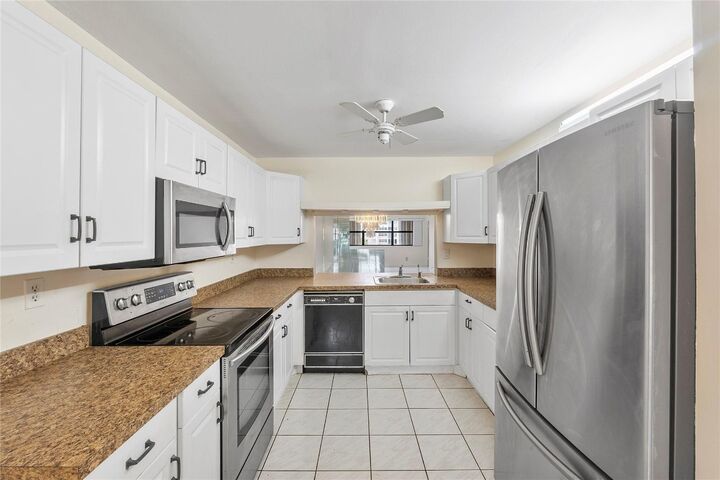 Property Photo:  2606 NW 104th Avenue 208  FL 33322 