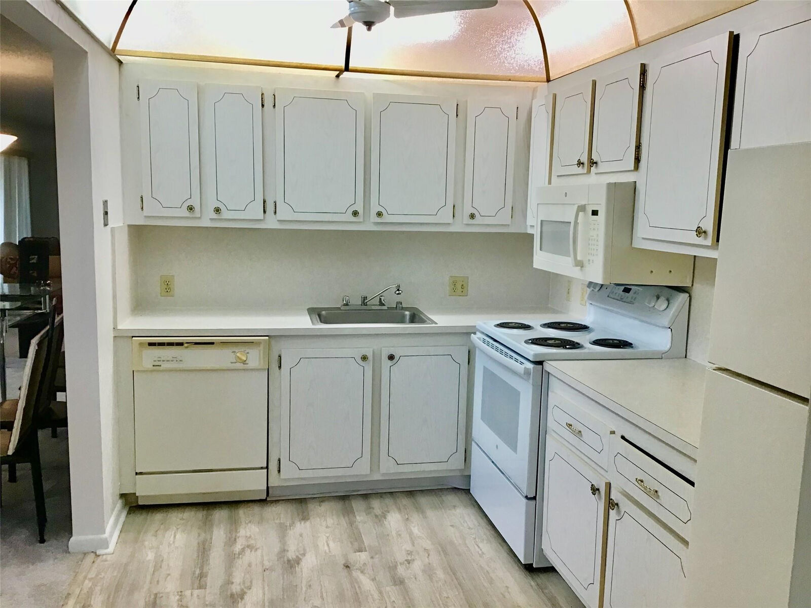 Property Photo: 204 Preston 204 FL 33434