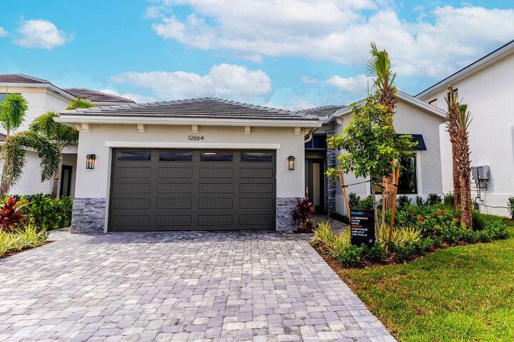 Property Photo: 12664 Solana Bay Circle FL 33412