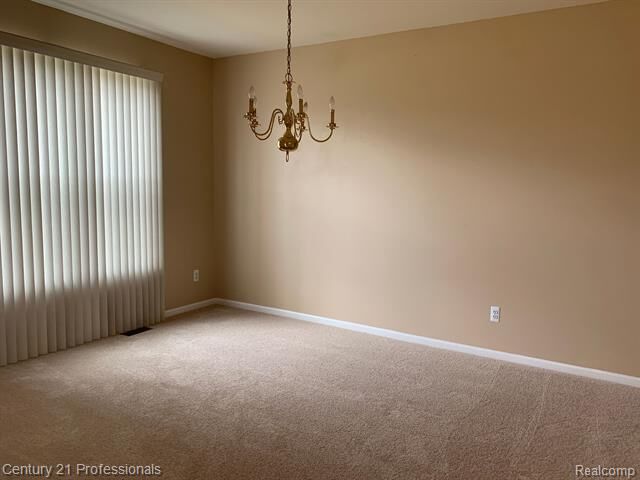 Property Photo:  15140 Rivercrest Drive  MI 48312 