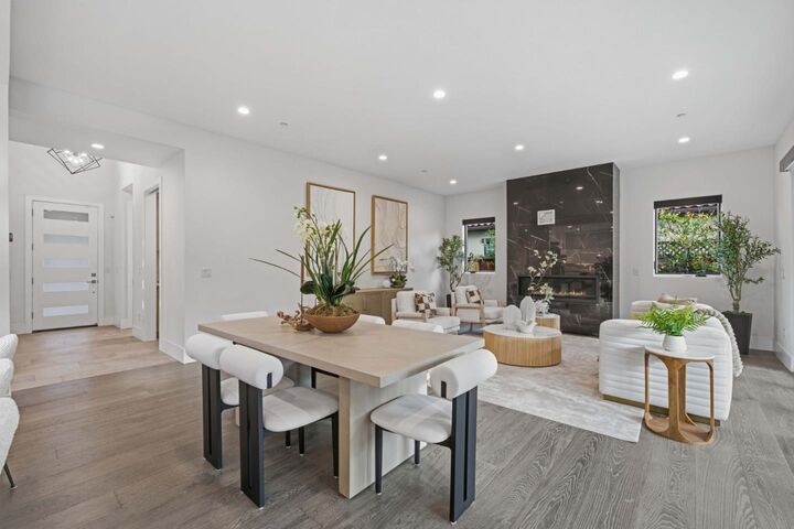 Property Photo:  575 Maybell Avenue  CA 94306 