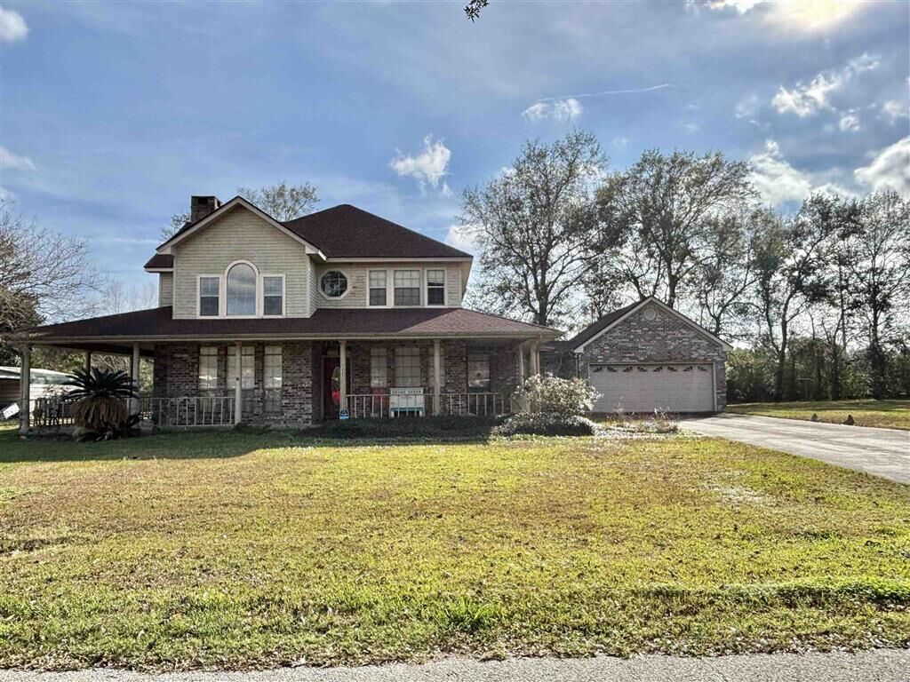 Property Photo: 1425 Grace Avenue LA 70668