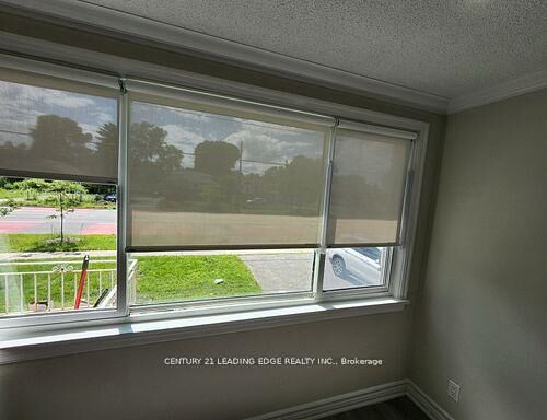 Property Photo: 313 Morningside Avenue ON M1E 3G2
