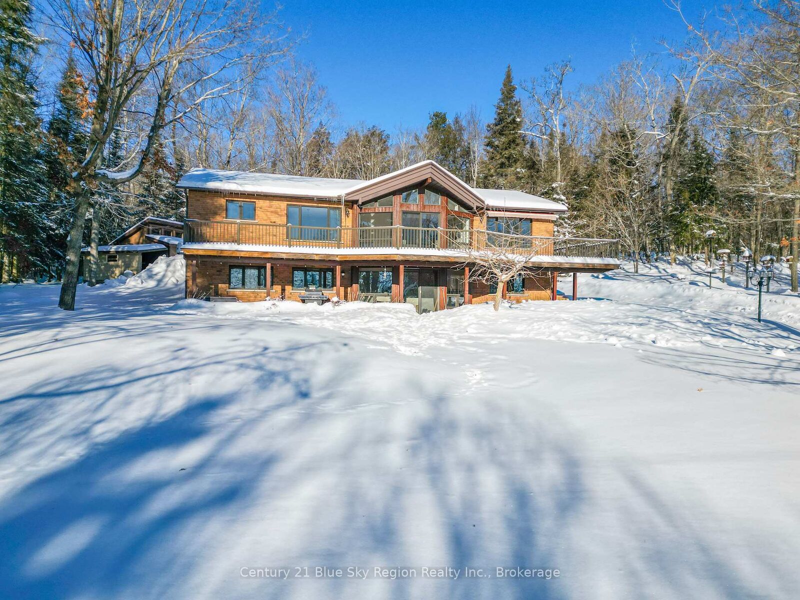 Photo de la propriété:  708 Anita Avenue  ON P1B 8G4 