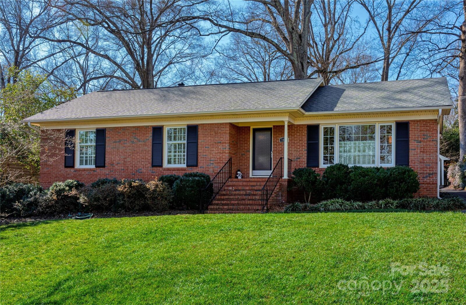 Property Photo:  7012 Morganford Road  NC 28211 
