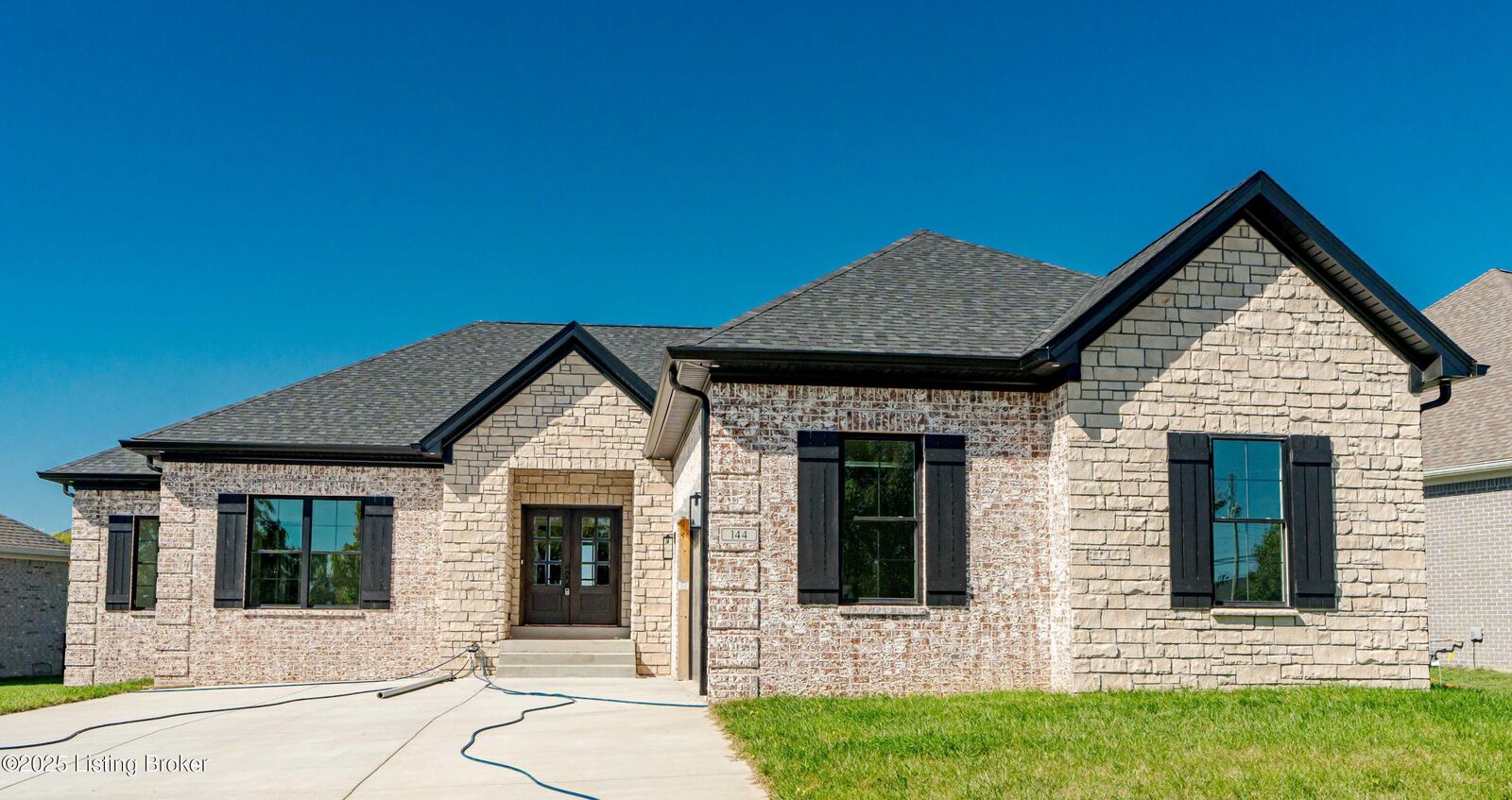 Property Photo:  144 Winners Cir  KY 40065 