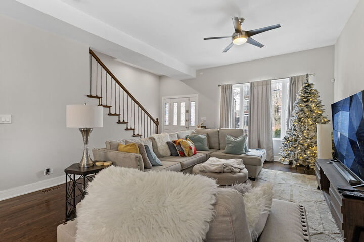 Property Photo: 4331 S Evans Avenue IL 60653