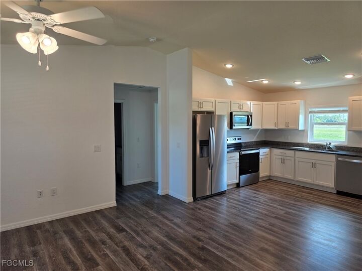 Property Photo:  131 Carousel Avenue  FL 33935 